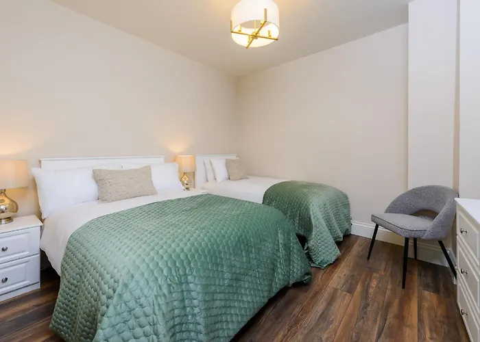 Daire Heritage Townhouse *